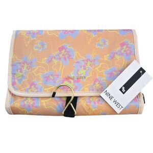 NWT NINE WEST HANGING ORGANIZER OS